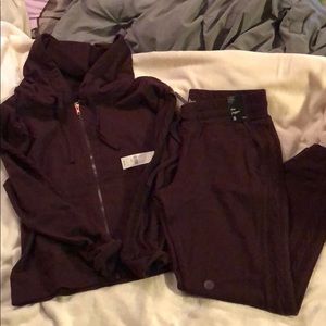 NWT New York & company jogger set